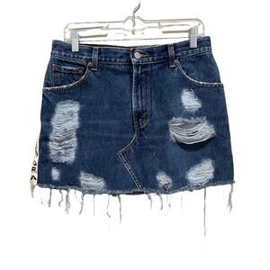 LF Furst of A Kind Distressed Denim Skirt Size 29